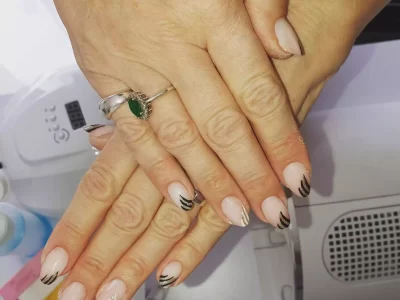 Manongle, Votre prothésiste ongulaire manucure à Rieux-Minervois dans l'Aude 11160